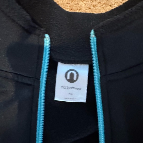 Girls N2y ice skating g sportswear. Perfect for any figure skater. - Picture 2 of 3